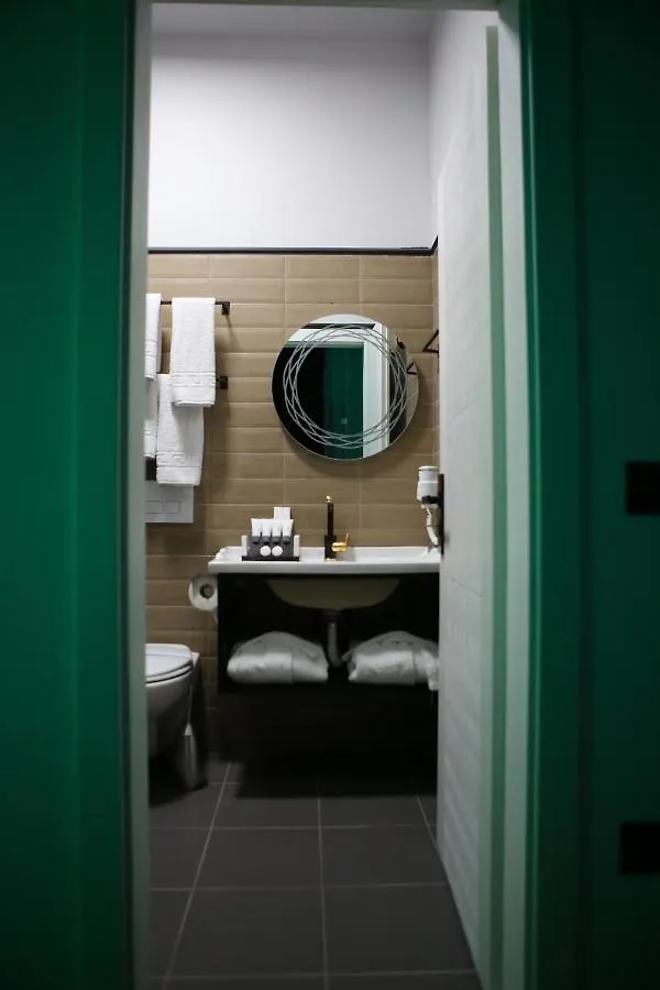 Dark Boutique Hotel Shkoze