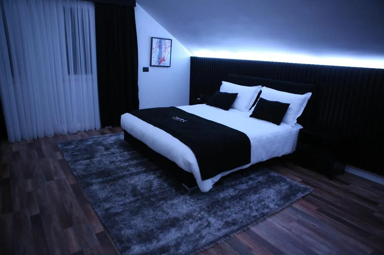 Dark Boutique Hotel Shkoze
