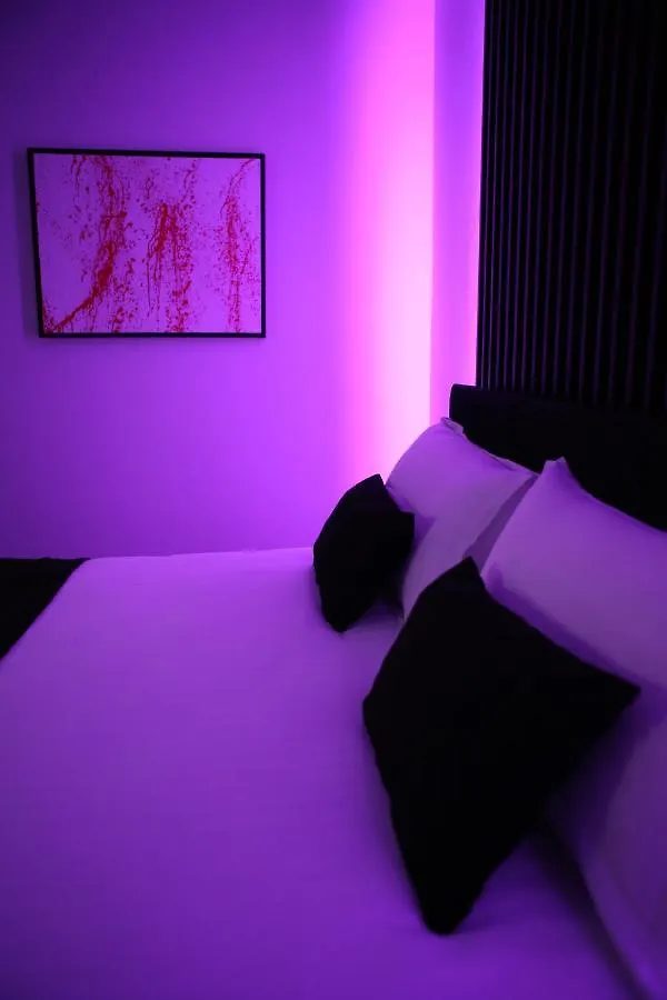 Dark Boutique Hotel Shkoze